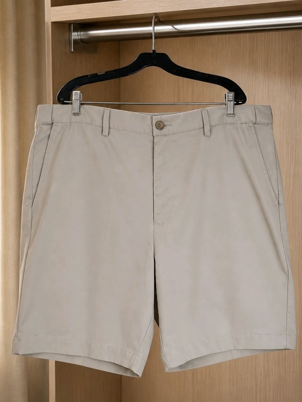 Men's Athletic Shorts in Light Beige - Classic Performance (0998C2)